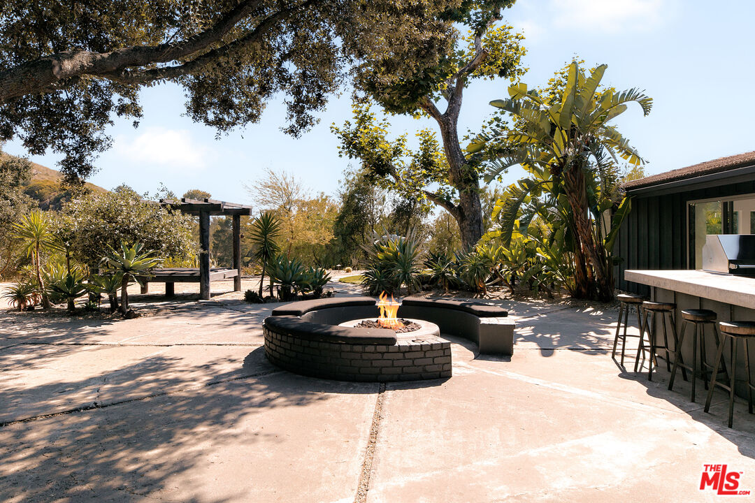 12460 Yellow Hill Road Malibu, CA 90265 - Photo 41 of 63