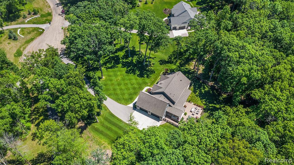 471 Montclair Way Milford, MI 48381 - Photo 67 of 75
