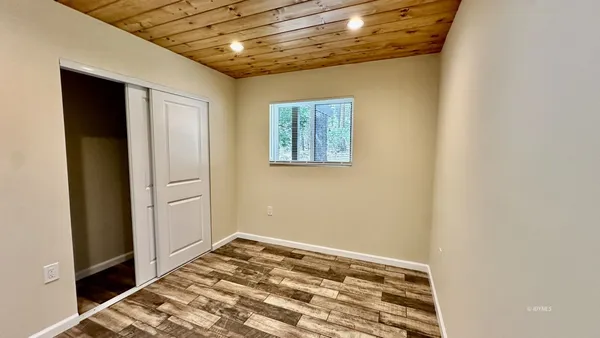$1,550 | 54705 Pine Crest Avenue, Idyllwild, CA 92549
