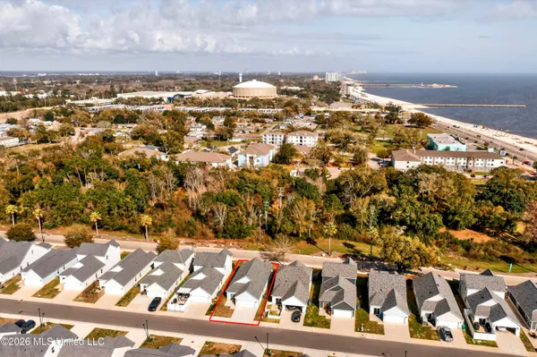 $417,900 | 127 Grande View Drive, Biloxi, MS 39531