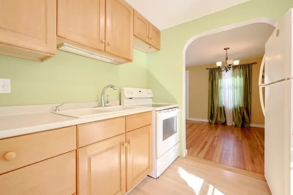 $459,000 | 440 South Street, Plainville, MA 02762