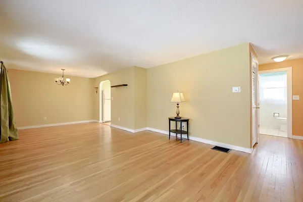 $459,000 | 440 South Street, Plainville, MA 02762
