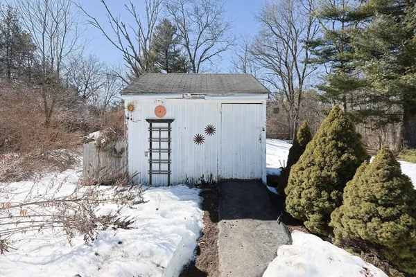$459,000 | 440 South Street, Plainville, MA 02762