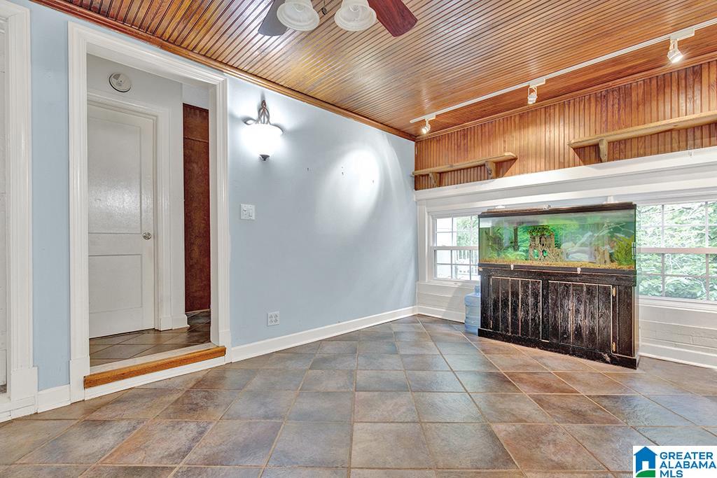 1730 Old Springville Road Center Point, AL 35215 - Photo 8 of 16
