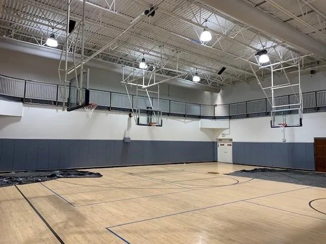 a view of a indoor garage