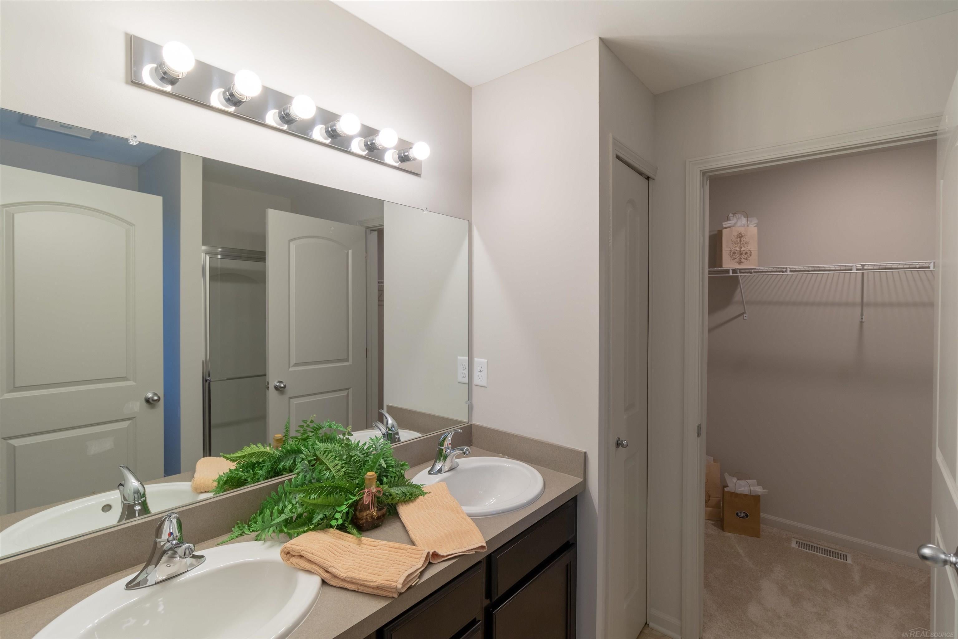 11869 Partridge Drive, Unit 76 Taylor, MI 48180 - Photo 14 of 19 Gallery Image 14