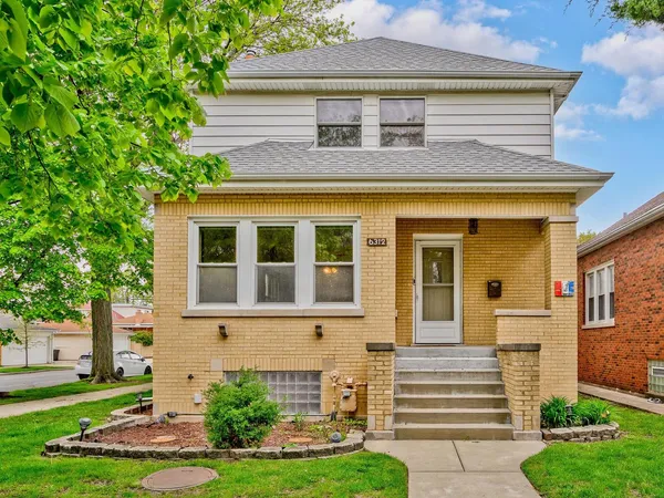 $650,000 | 6312 West Hyacinth Street, Chicago, IL 60646
