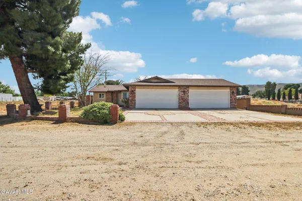 $565,000 | 5209 Avenue M-8 W Quartz Hill West, Quartz Hill, CA 93536