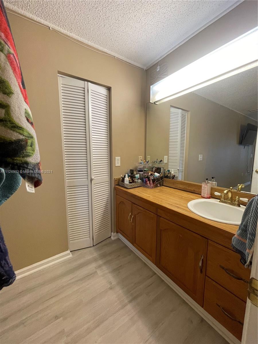 20968 Southwest 124th Ave Road Miami, FL 33177 - Photo 11 of 17 Gallery Image 11