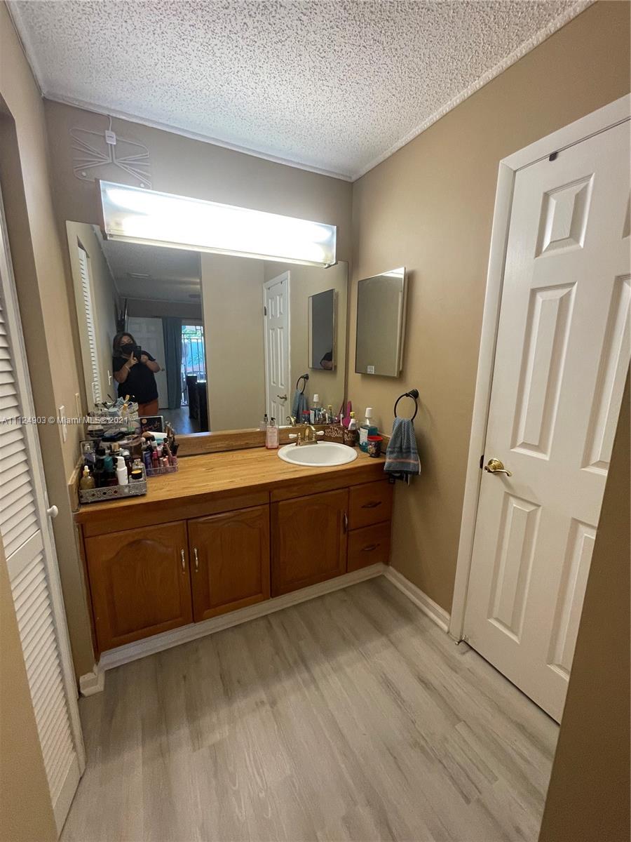 20968 Southwest 124th Ave Road Miami, FL 33177 - Photo 9 of 17 Gallery Image 9