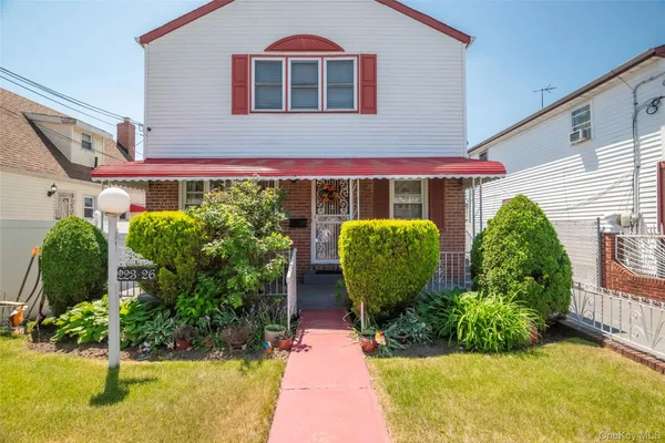 $889,000 | 223-26 112th Avenue | Queens Village