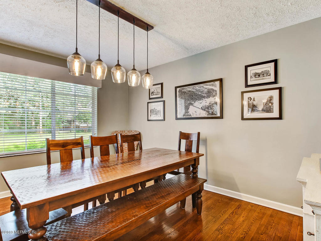 4061 Dover Road Jacksonville, FL 32207 - Photo 7 of 40 a dining room with wooden floor