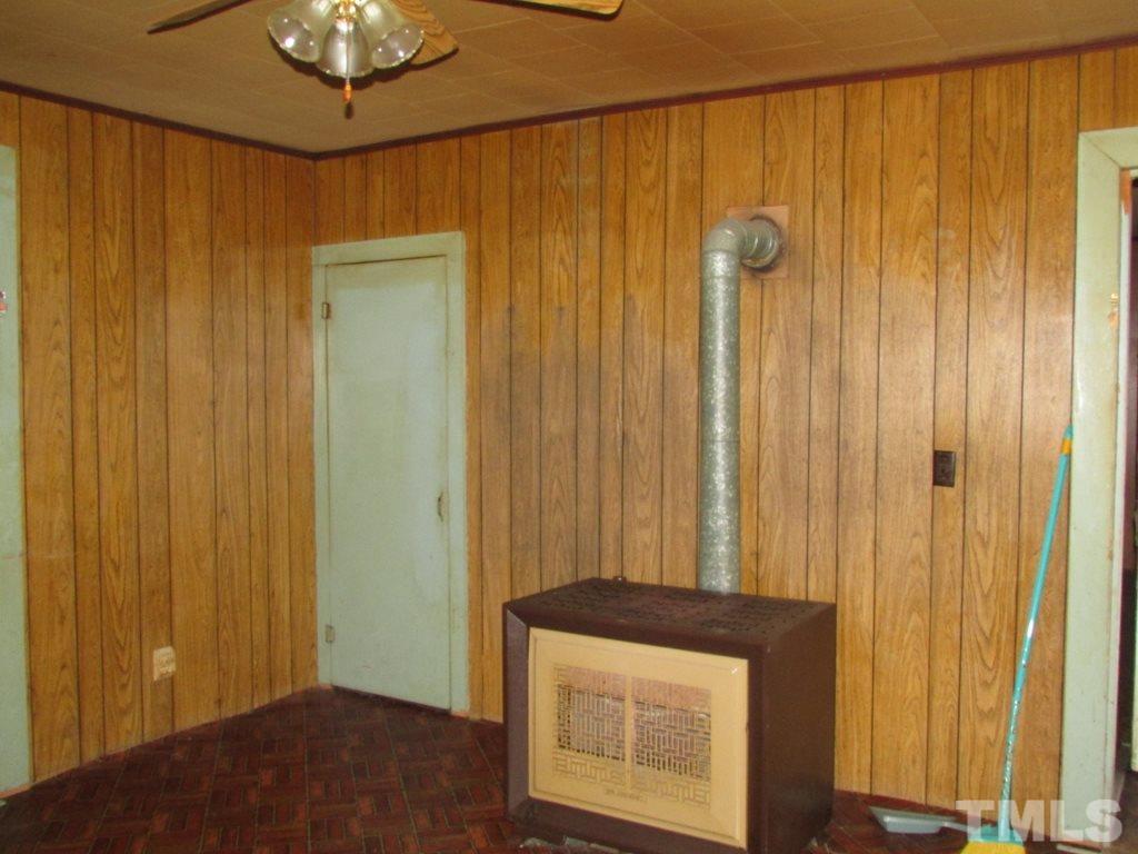 Gas Heater in Living area conveys