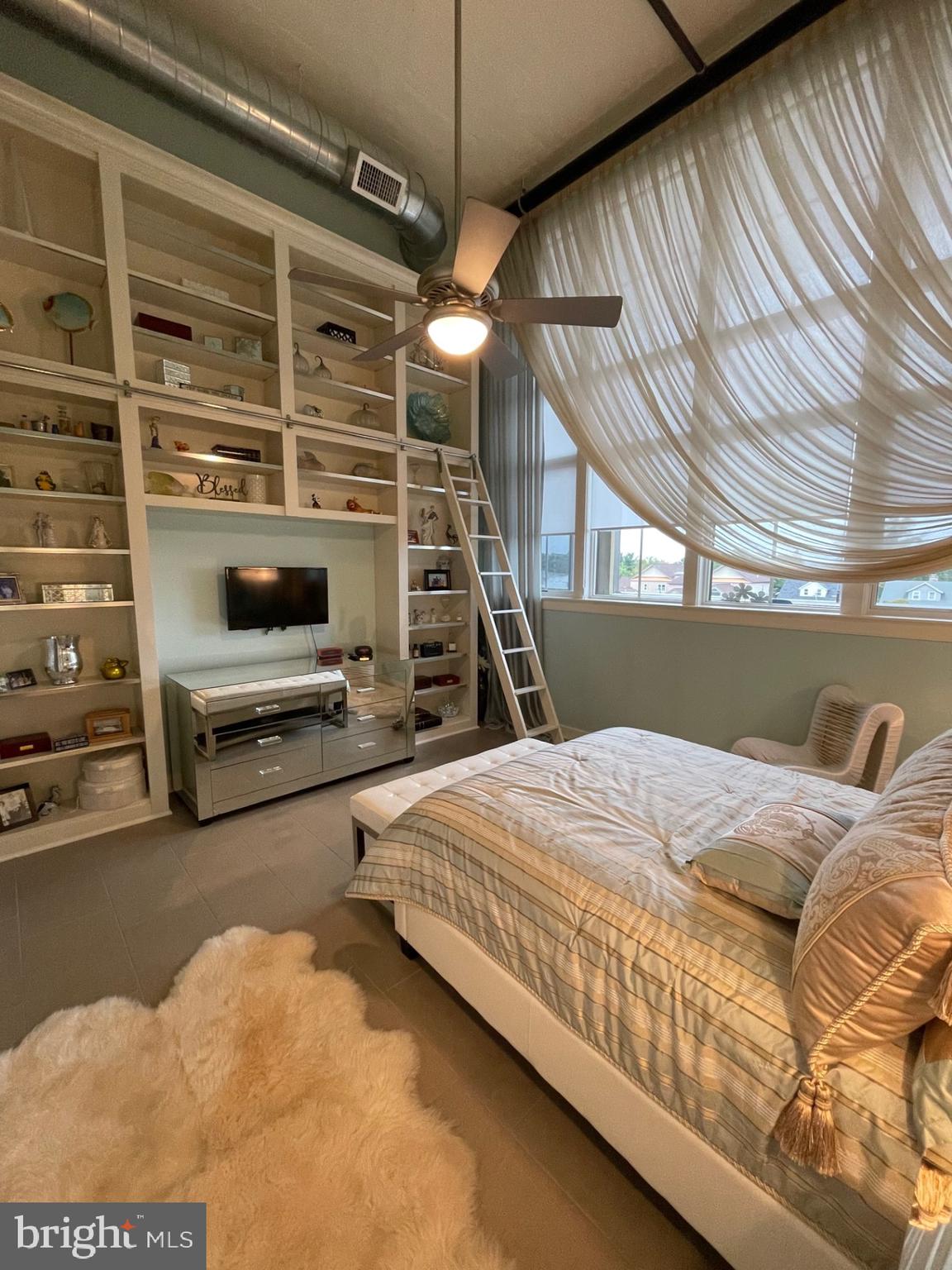 21 South Valley Forge Road, Unit 304 Lansdale, PA 19446 - Photo 28 of 47 2nd Bedroom