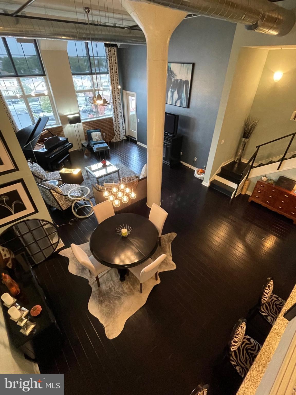 21 South Valley Forge Road, Unit 304 Lansdale, PA 19446 - Photo 9 of 47 Living Room