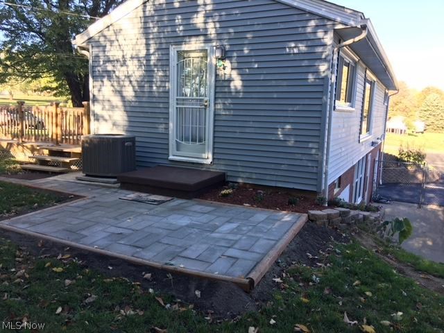 6360 Creston Road Southwest Canton, OH 44706 - Photo 5 of 35 Gallery Image 5