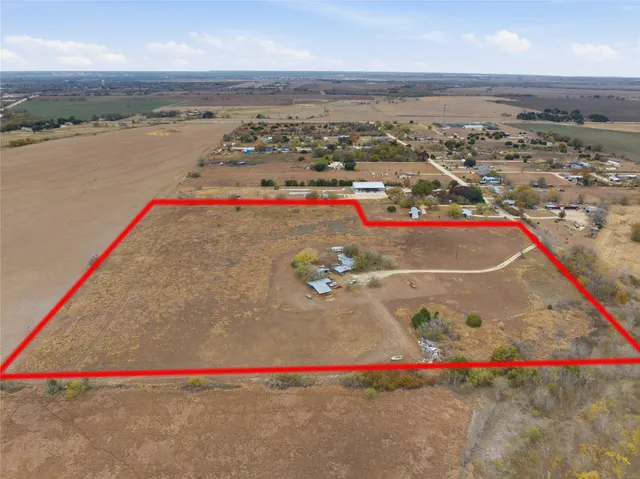 $389,999 | 498 Greenhouse Road, Martindale, TX 78655