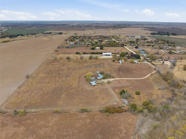 $389,999 | 498 Greenhouse Road, Martindale, TX 78655