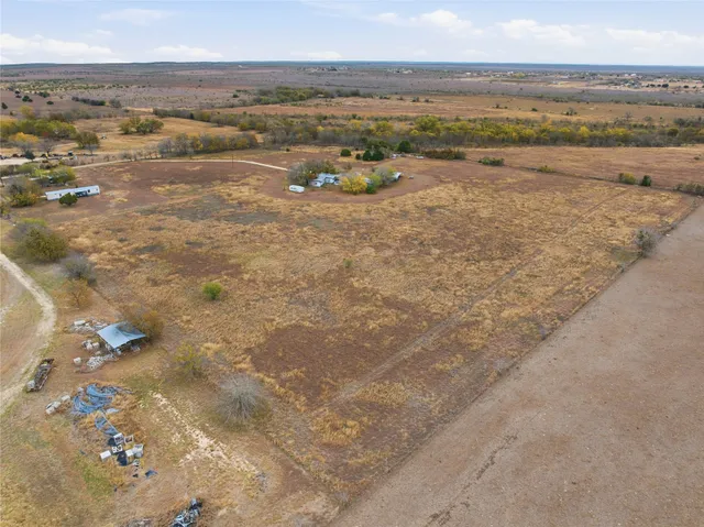 $389,999 | 498 Greenhouse Road, Martindale, TX 78655