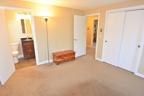 257 Neck Road Lancaster, MA 01523 - Photo 14 of 28 a view of empty room with tub and mirrors