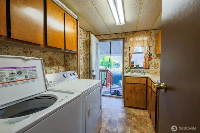 $190,000 | 815 West Lee Avenue, Westport, WA 98595