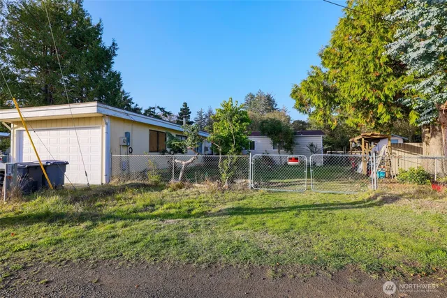 $190,000 | 815 West Lee Avenue, Westport, WA 98595