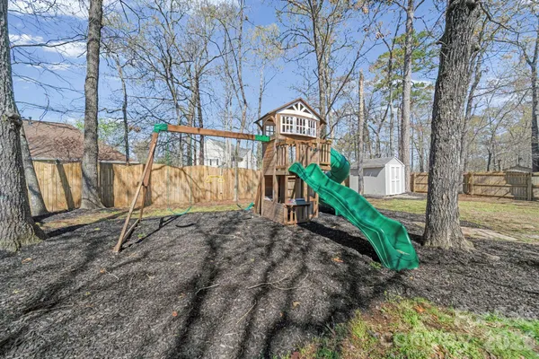 a view of outdoor space yard and deck