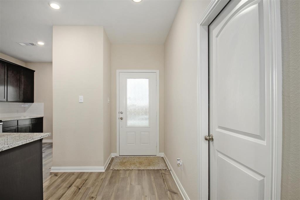 282 Moonstone Way Princeton, TX 75407 - Photo 5 of 34