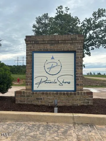 $32,900 | 5 Pinnacle Shrs Drive, Macon, NC 27551