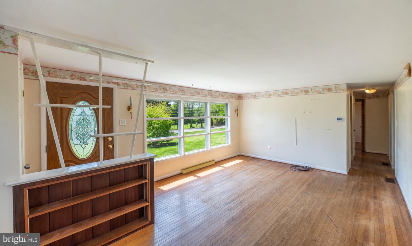 883 Bleim Road Pottstown, PA 19464 - Photo 6 of 28