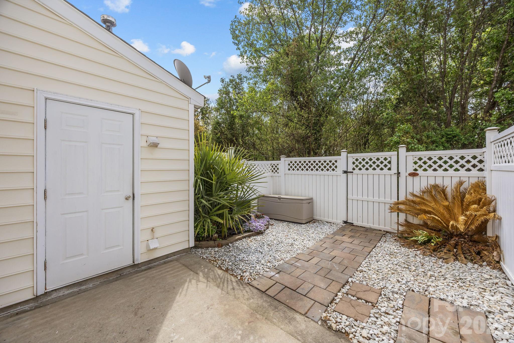 1125 Sienna Sand Way Fort Mill, SC 29708 - Photo 20 of 27 Gallery Image 20
