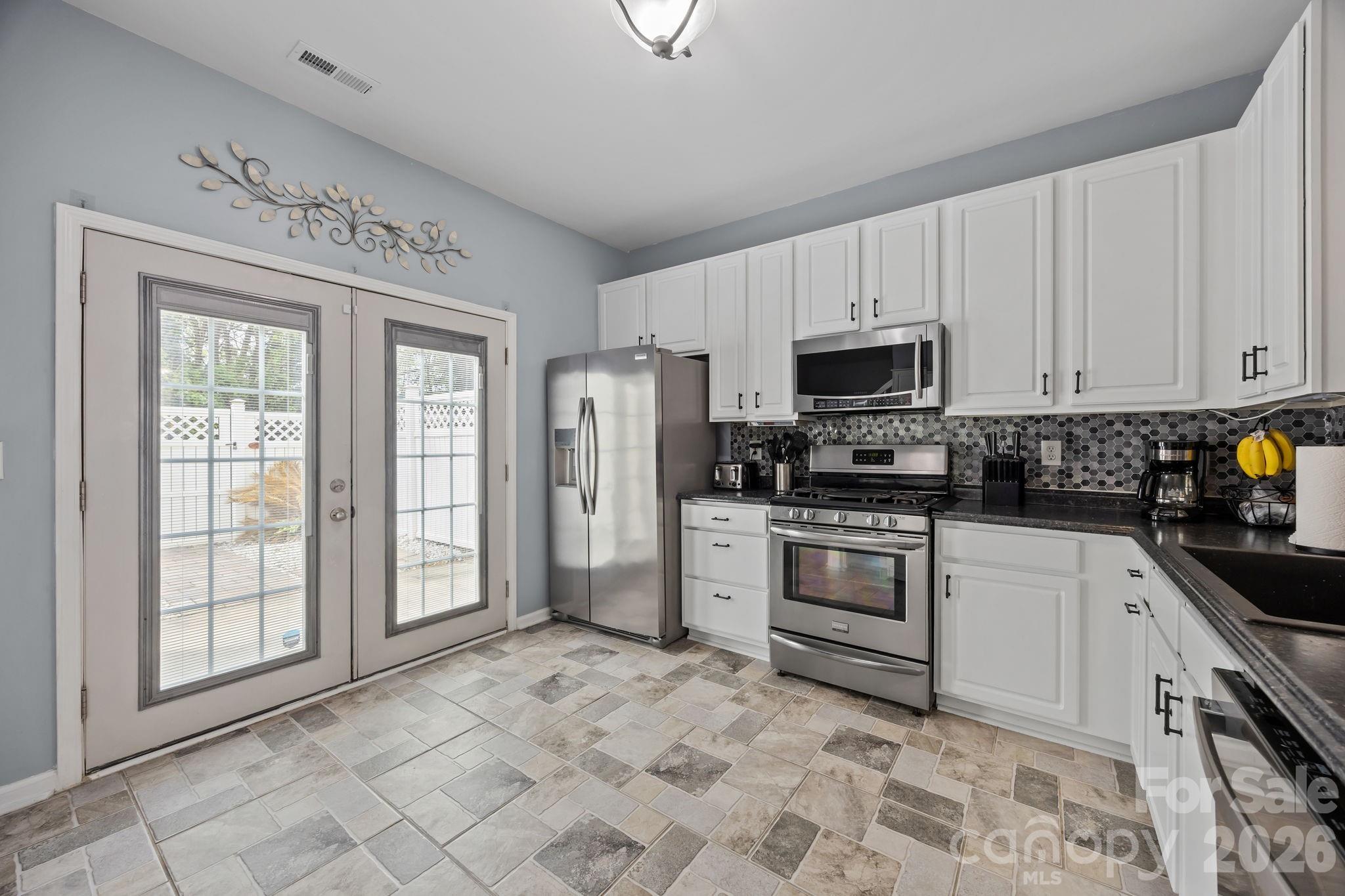 1125 Sienna Sand Way Fort Mill, SC 29708 - Photo 9 of 27 Gallery Image 9