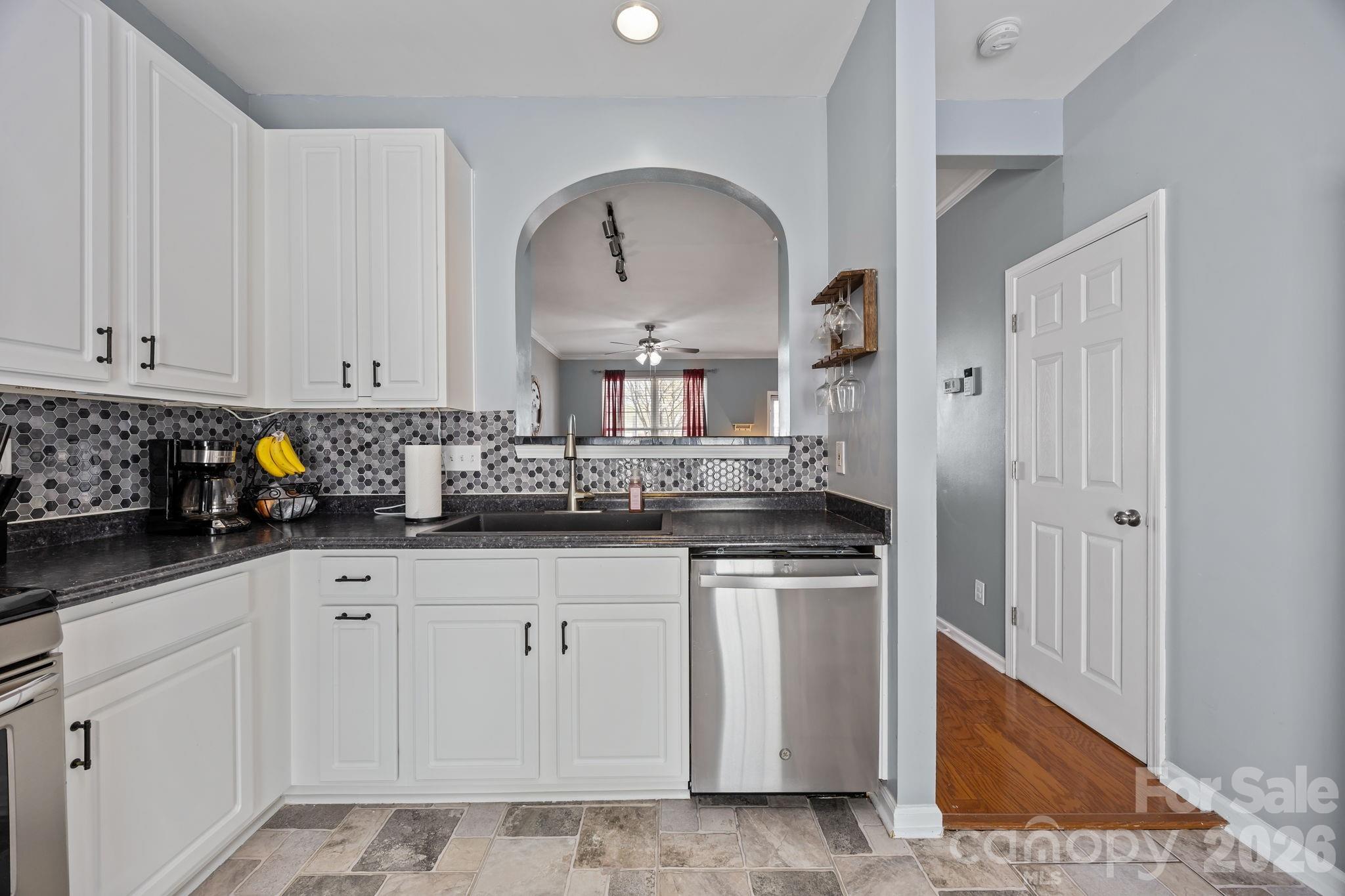 1125 Sienna Sand Way Fort Mill, SC 29708 - Photo 10 of 27 Gallery Image 10