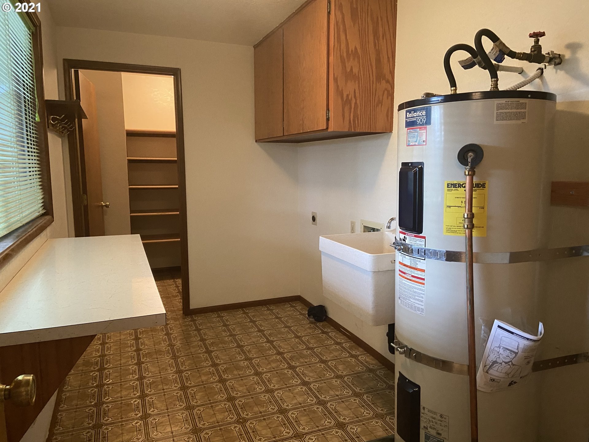 537 68th Place Springfield, OR 97478 - Photo 21 of 28
