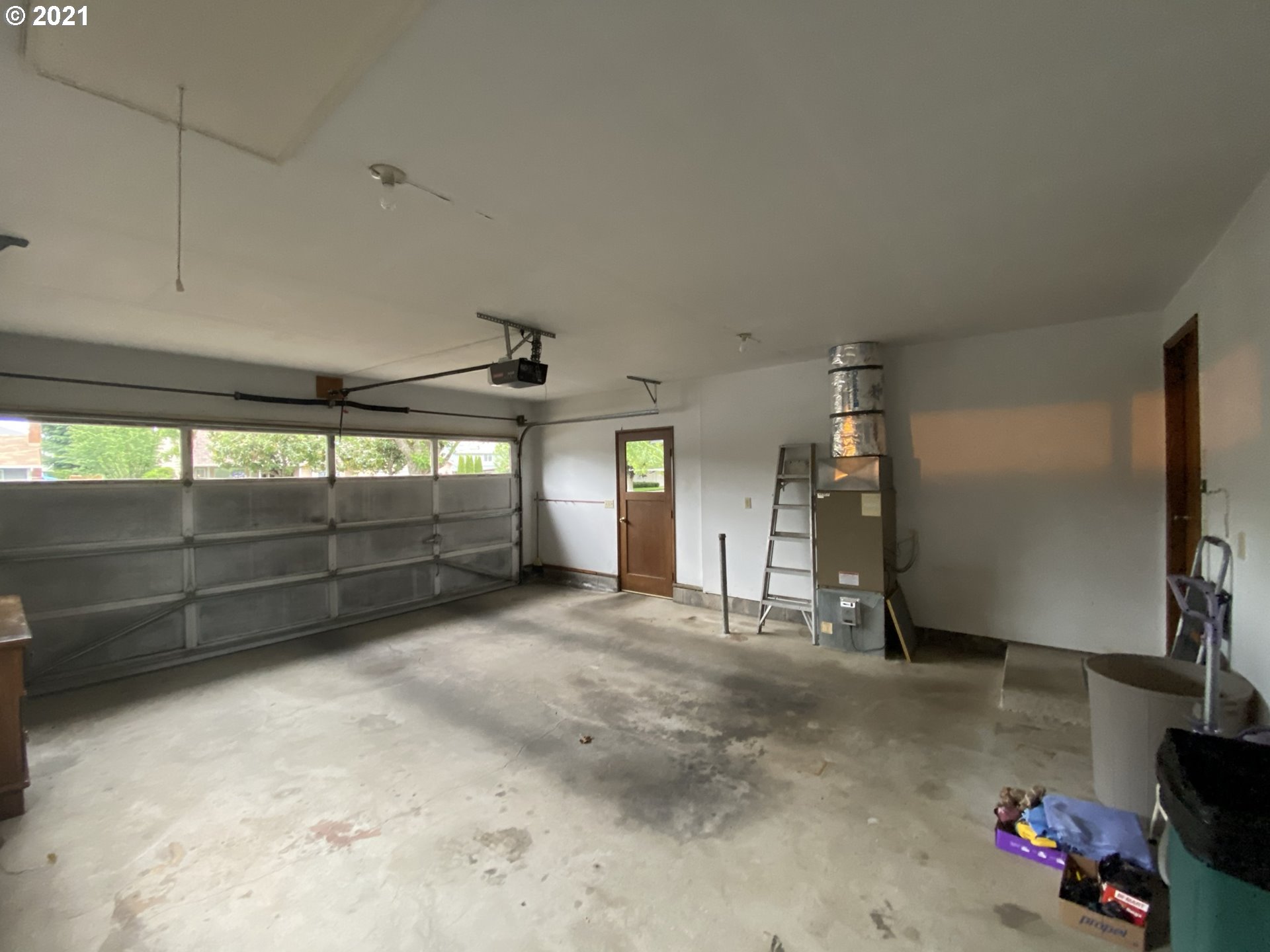 537 68th Place Springfield, OR 97478 - Photo 24 of 28