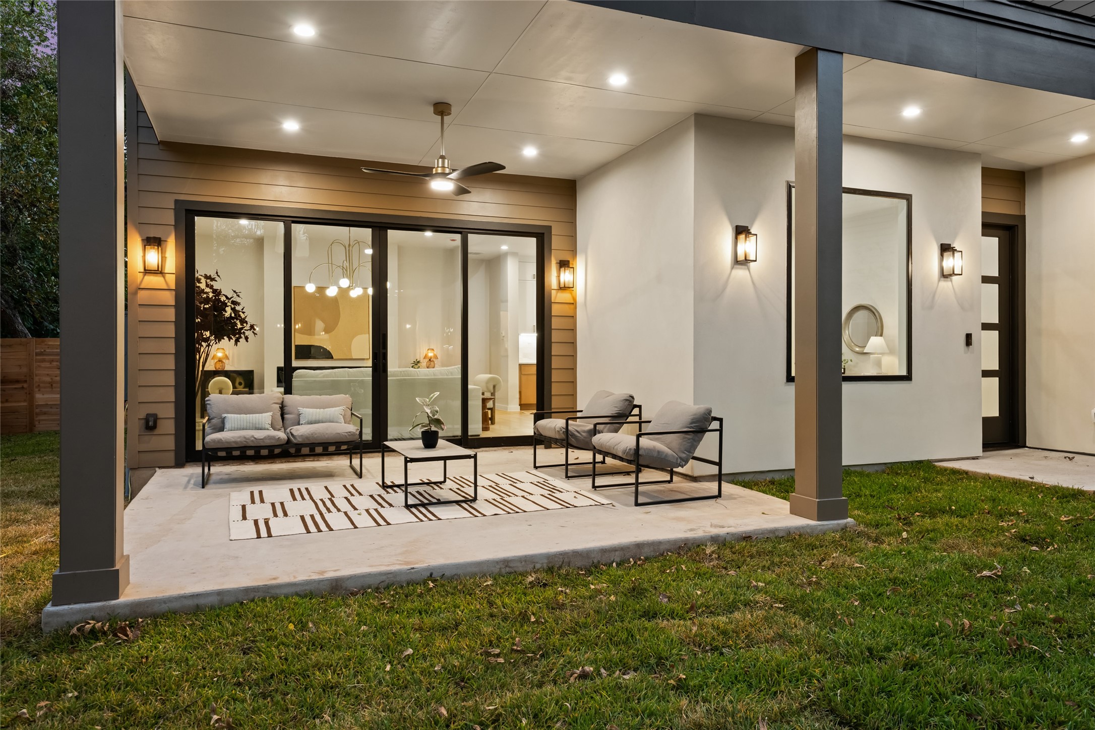 901 Redd Street, Unit 2 Austin, TX 78745 - Photo 3 of 30