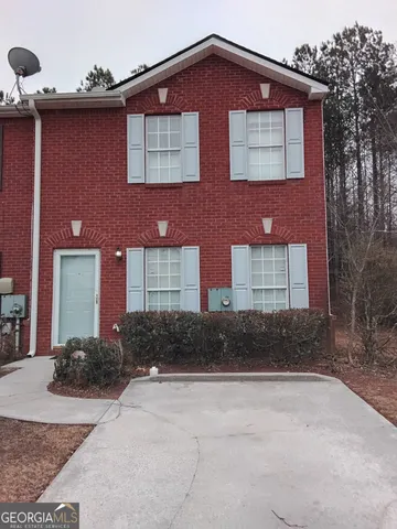 $185,500 | 5735 Strathmoor Manor Circle, Lithonia, GA 30058
