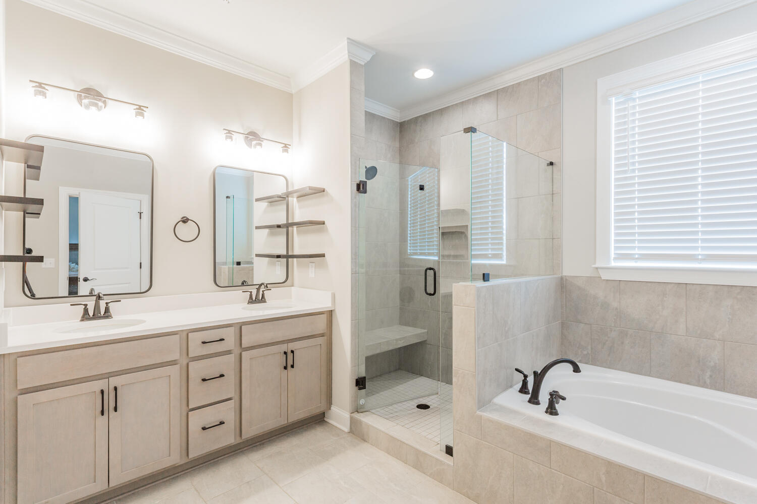 7490 Tailgate Loop Ooltewah, TN 37363 - Photo 14 of 25 master bathroom