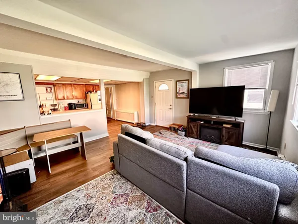 $1,575 | 3339 Conrad Street, Unit 1, Philadelphia, PA 19129