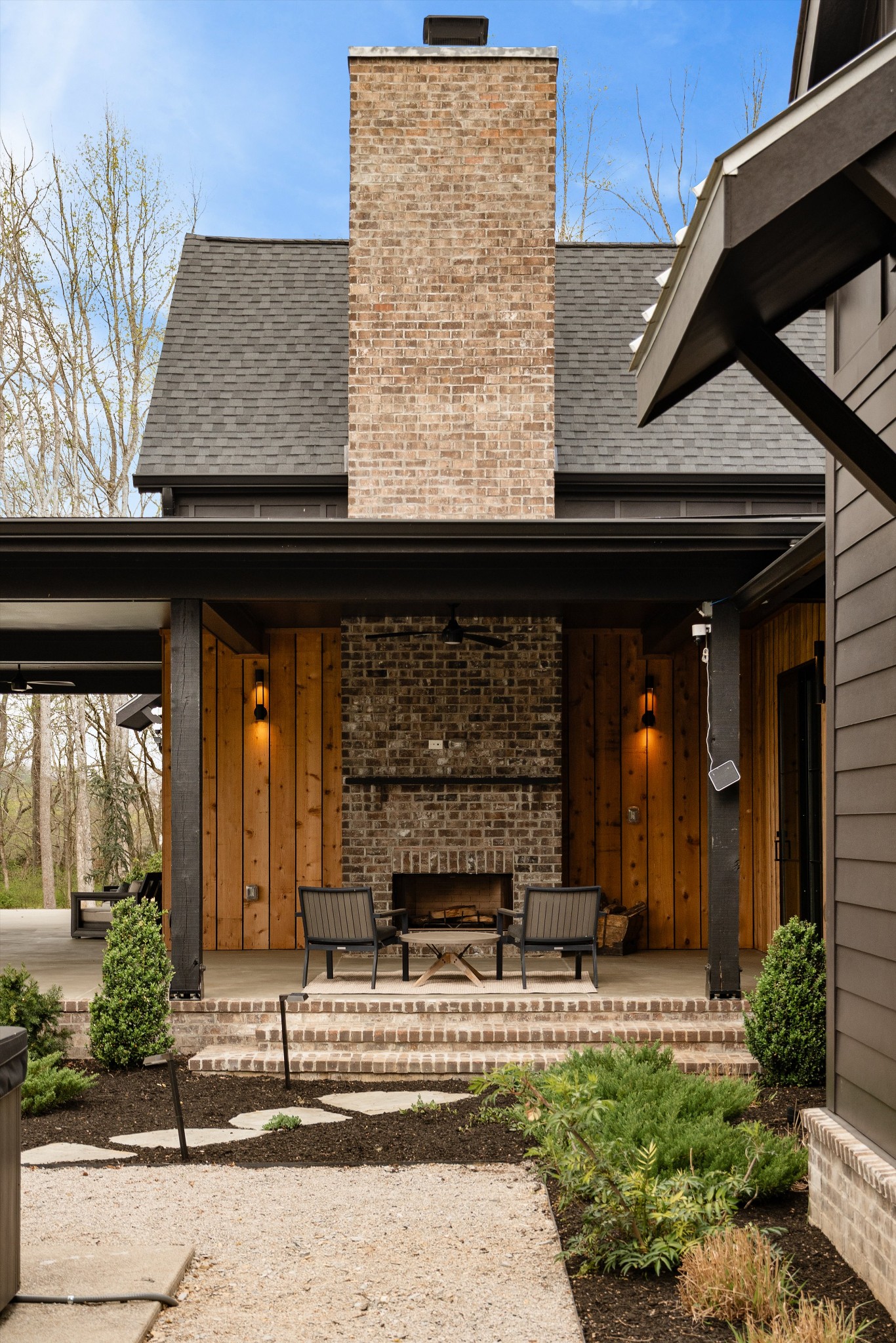 5620 Big East Fork Road Franklin, TN 37064 - Photo 51 of 70 a front view of a house with a garden