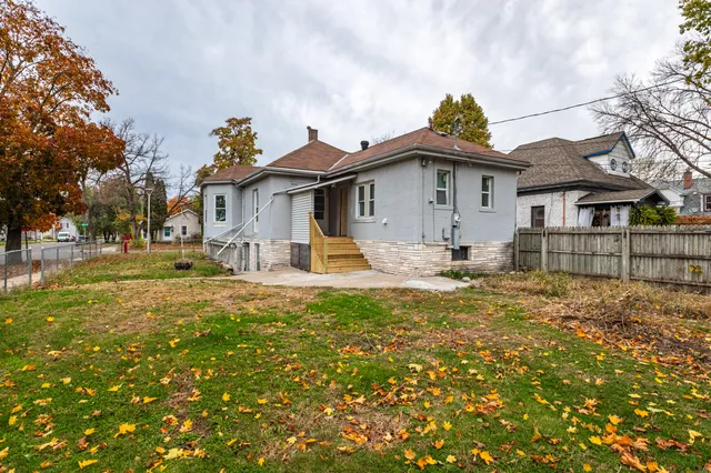 $149,900 | 1027 6th Street South, La Crosse, WI 54601