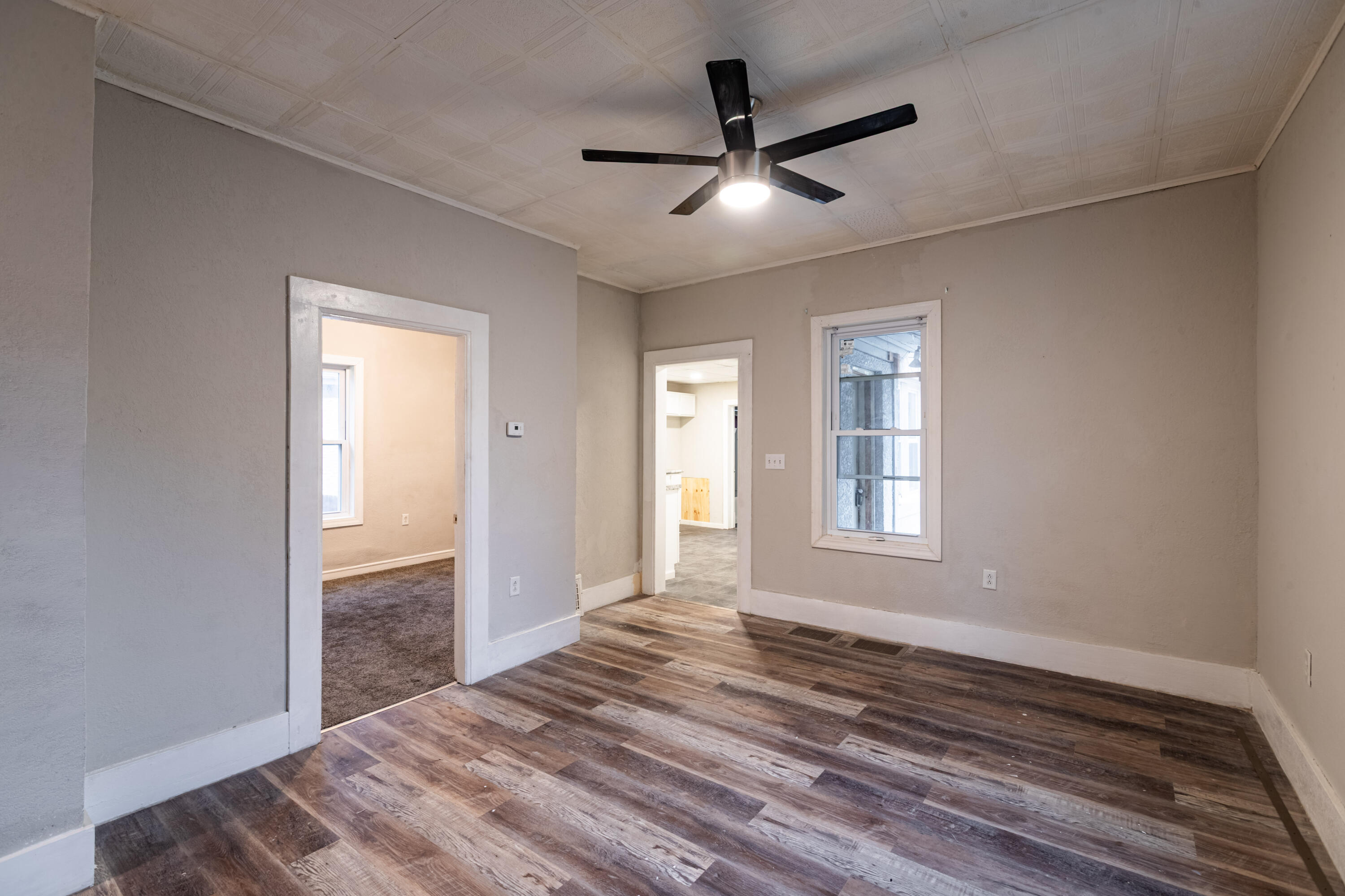 1027 6th Street South La Crosse, WI 54601 - Photo 8 of 22 C24I7081-HDR