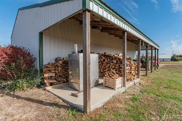 $475,000 | 203 West Lehnhoff Drive, Belle, MO 65013