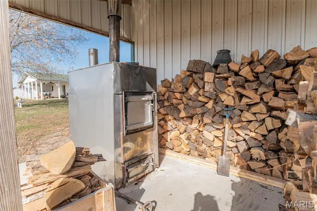 $475,000 | 203 West Lehnhoff Drive, Belle, MO 65013