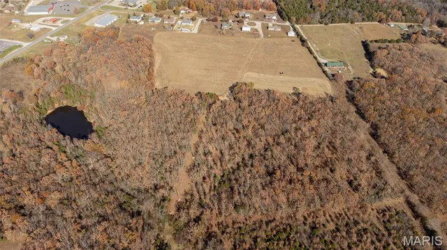 $475,000 | 203 West Lehnhoff Drive, Belle, MO 65013