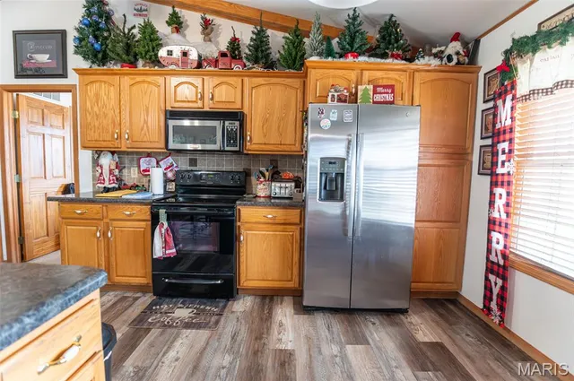 $475,000 | 203 West Lehnhoff Drive, Belle, MO 65013