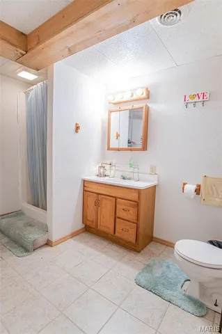 $475,000 | 203 West Lehnhoff Drive, Belle, MO 65013