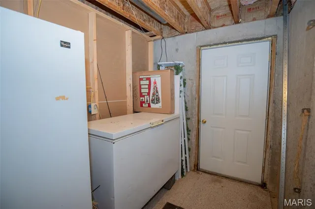 $475,000 | 203 West Lehnhoff Drive, Belle, MO 65013