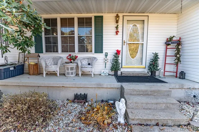 $475,000 | 203 West Lehnhoff Drive, Belle, MO 65013