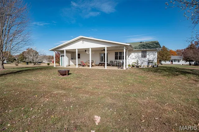 $475,000 | 203 West Lehnhoff Drive, Belle, MO 65013